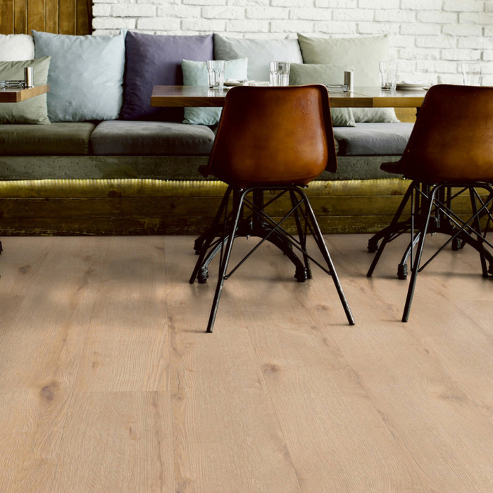 Вінилове покриття Oak Lubeck Comfort 2416 (1 сорт)
