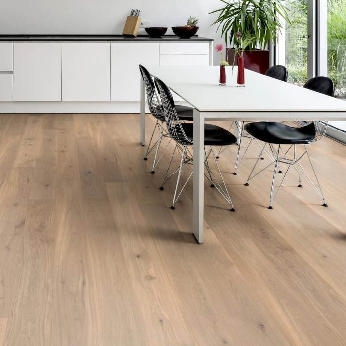 Паркетна дошка Eiche La Fontaine plank E702C Classic matt la. expr 1101312627 (1 сорт)
